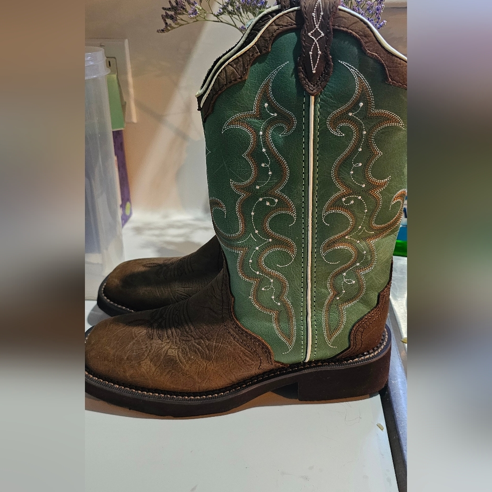 Justin Women's Raya Cowhide Gypsy Boots